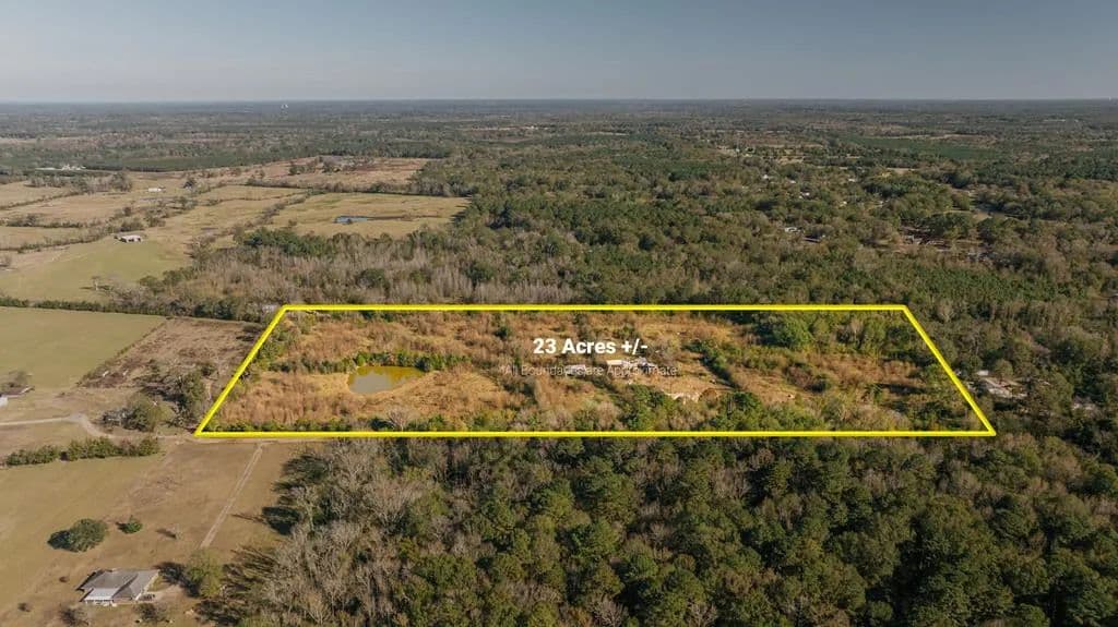 23.5 Acres of Land for Sale in Timpson, Texas - Timpson, Texas, 75975