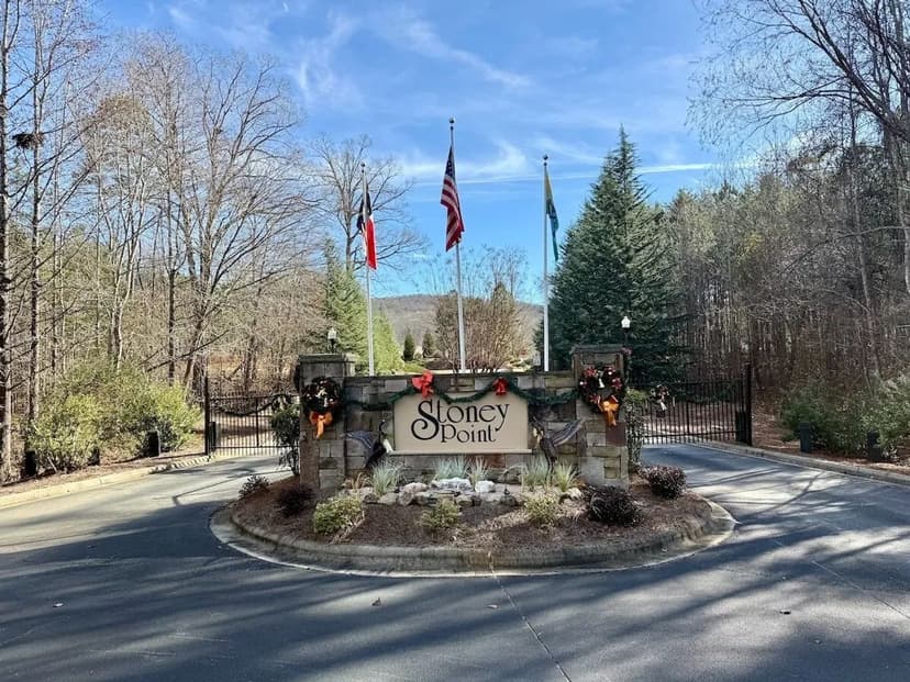 4.13 acres of Land for Sale in Davidson County NC!