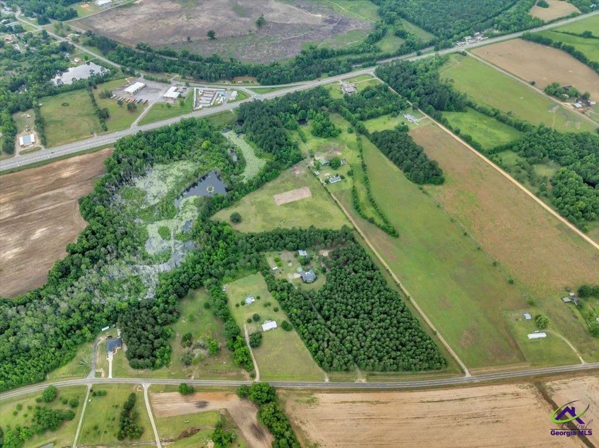 Lots & Land-Other in Cochran - Cochran, Georgia, 31014