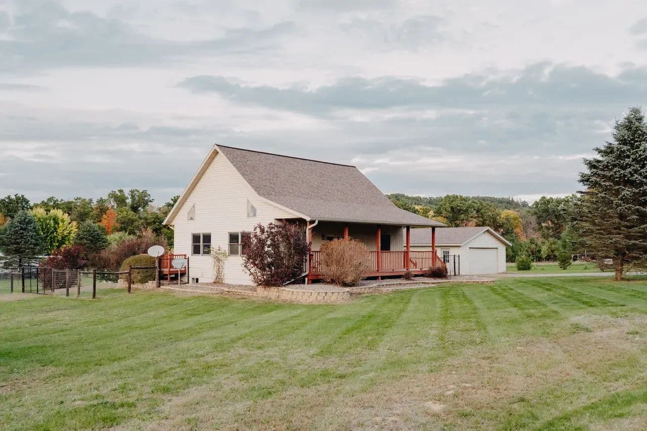 Peaceful Country Home on 1.65 acres - Fairchild, Wisconsin, 54741