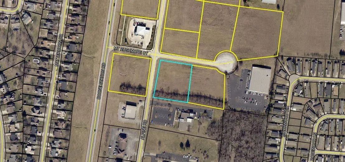 Vacant Land (0-10 Acres) in Shelbyville - Shelbyville, Kentucky, 40065