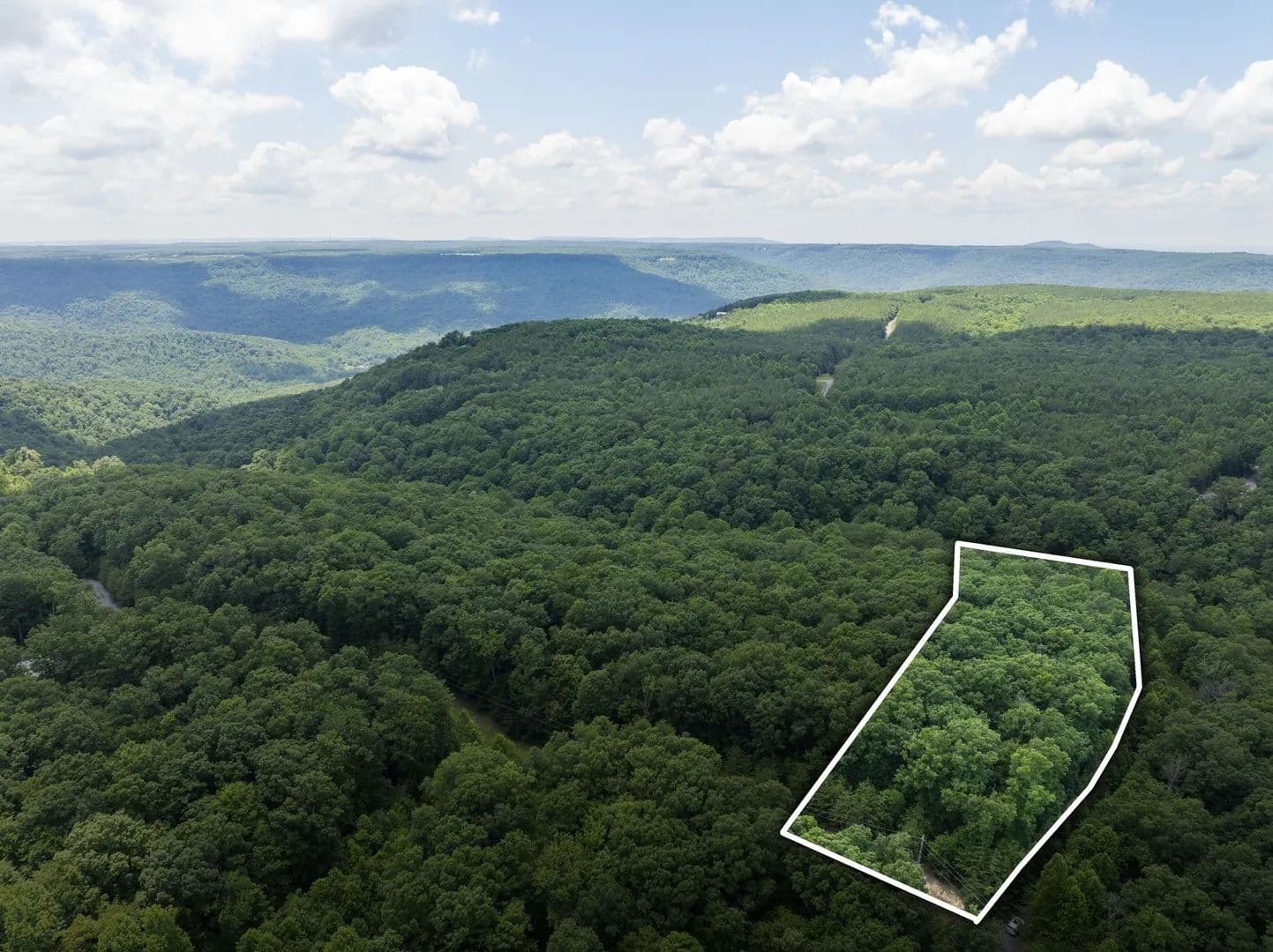 1.2 Acres of Land for Sale in Spencer, TN - Spencer, Tennessee, 38585