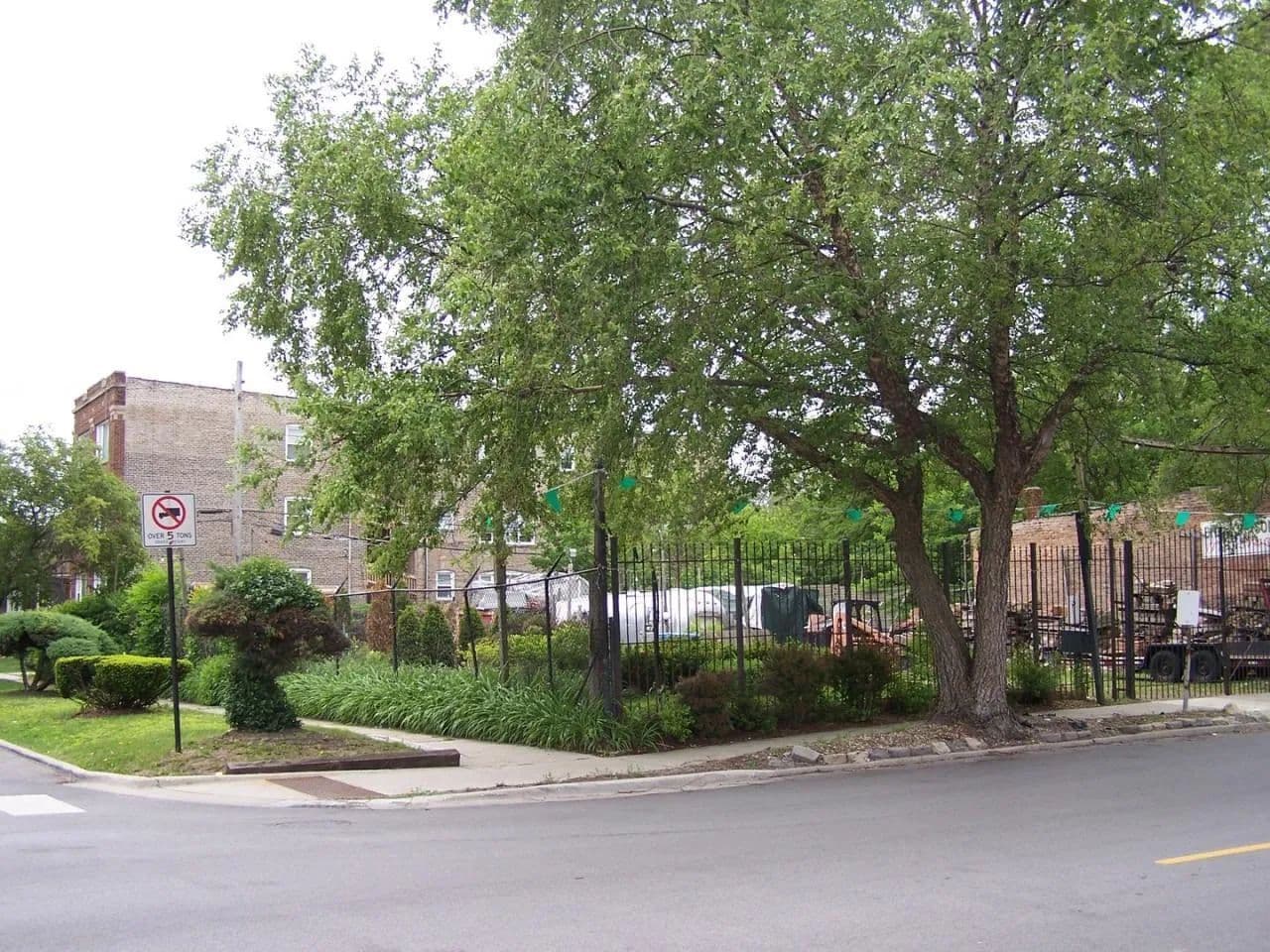 Land -Industrial in Chicago - Chicago, Illinois, 60649