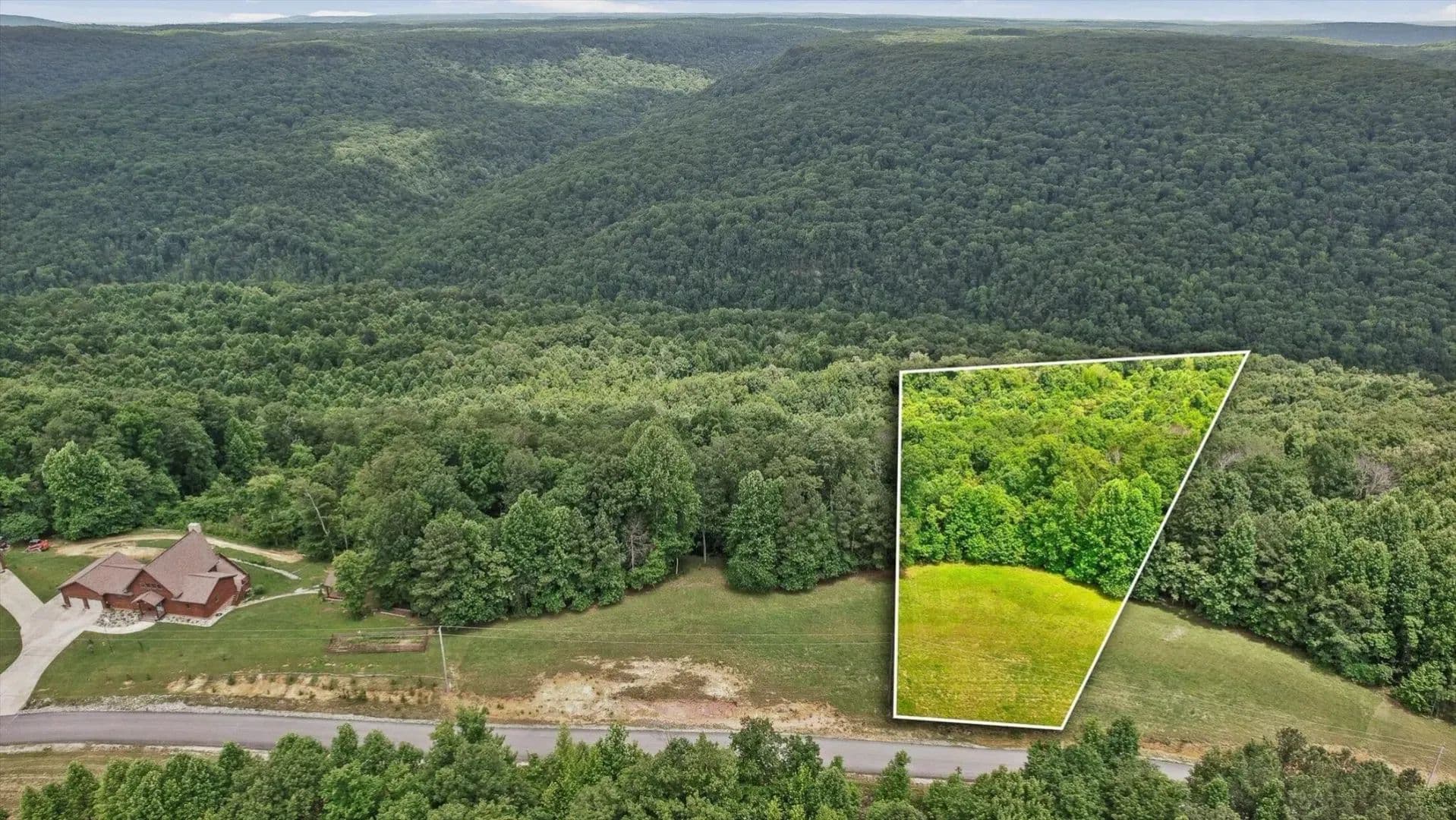 4.97 Acres of Land for Sale in South Pittsburg, TN - South Pittsburg, Tennessee, 37380