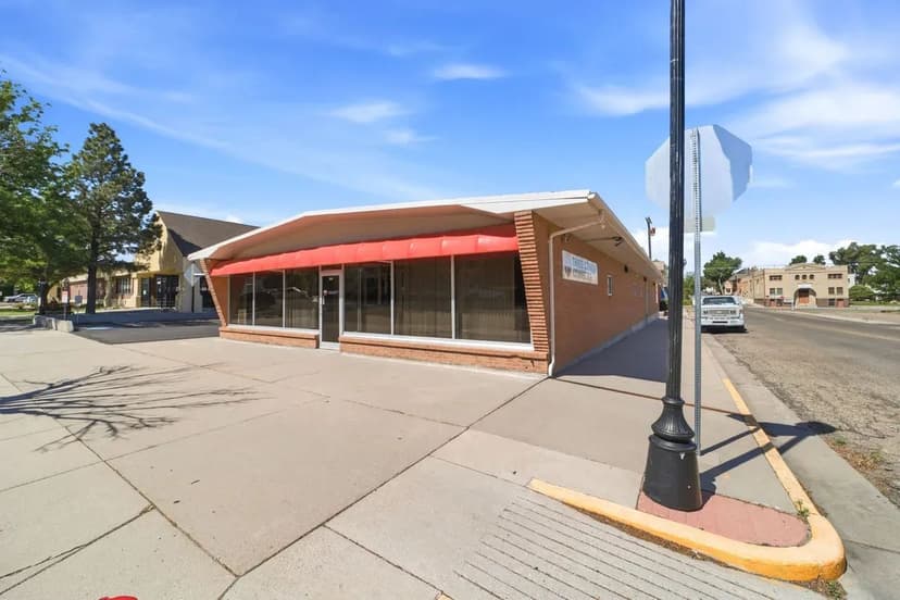 502 Colorado Avenue-Commercial Building