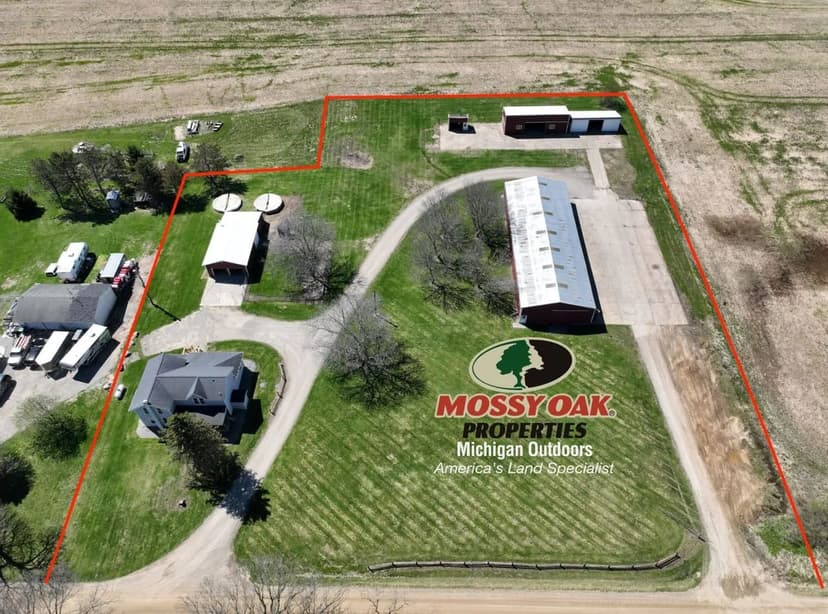 8740 Byam Rd, Bancroft MI