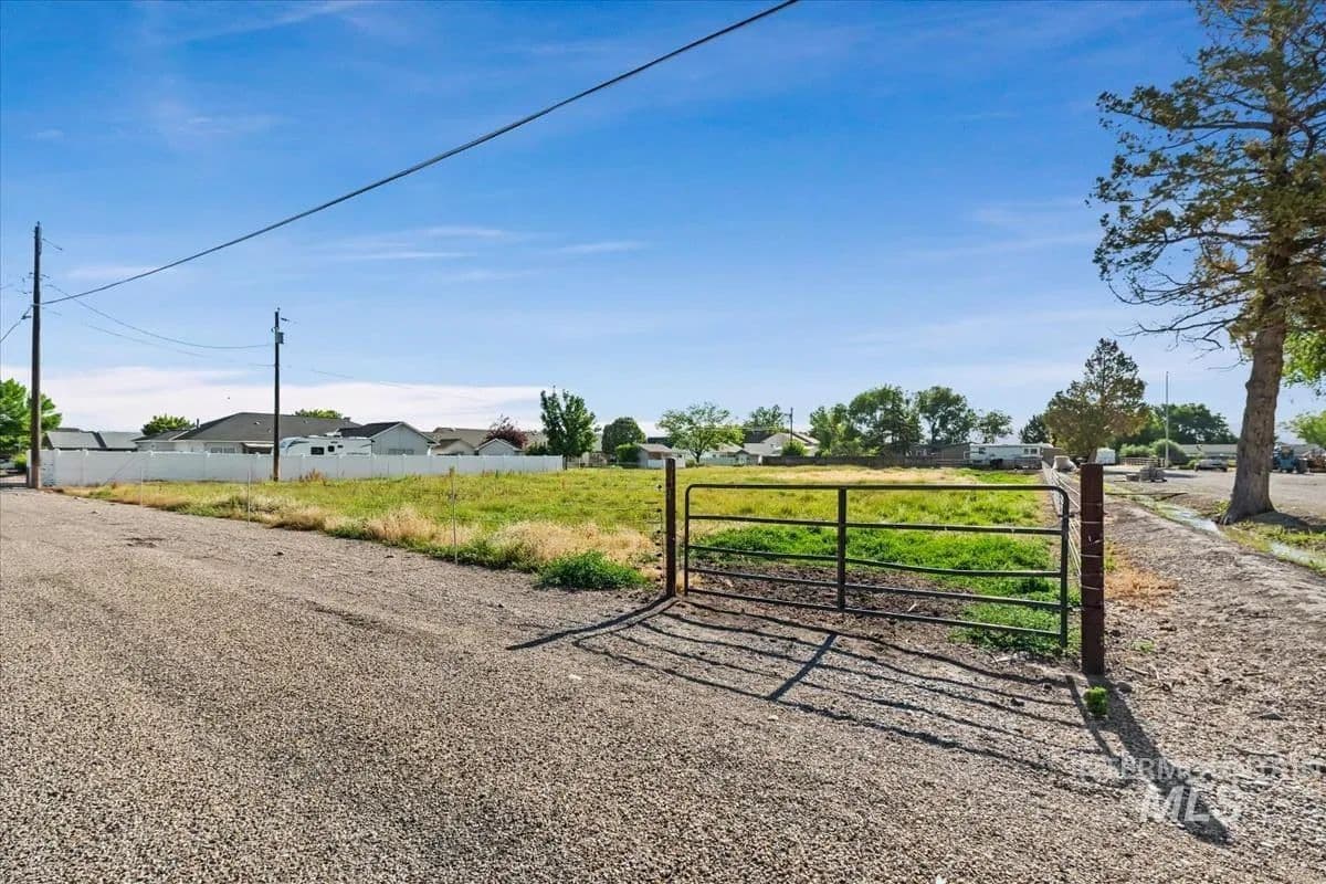 0.78 Acres of Land for Sale in Caldwell, ID - Caldwell, Idaho, 83605