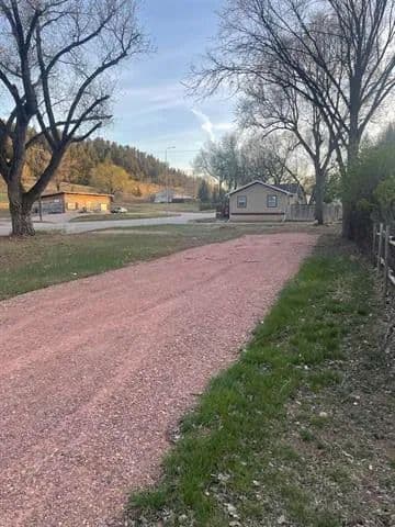Land -Retail in Hot Springs - Hot Springs, South Dakota, 57747