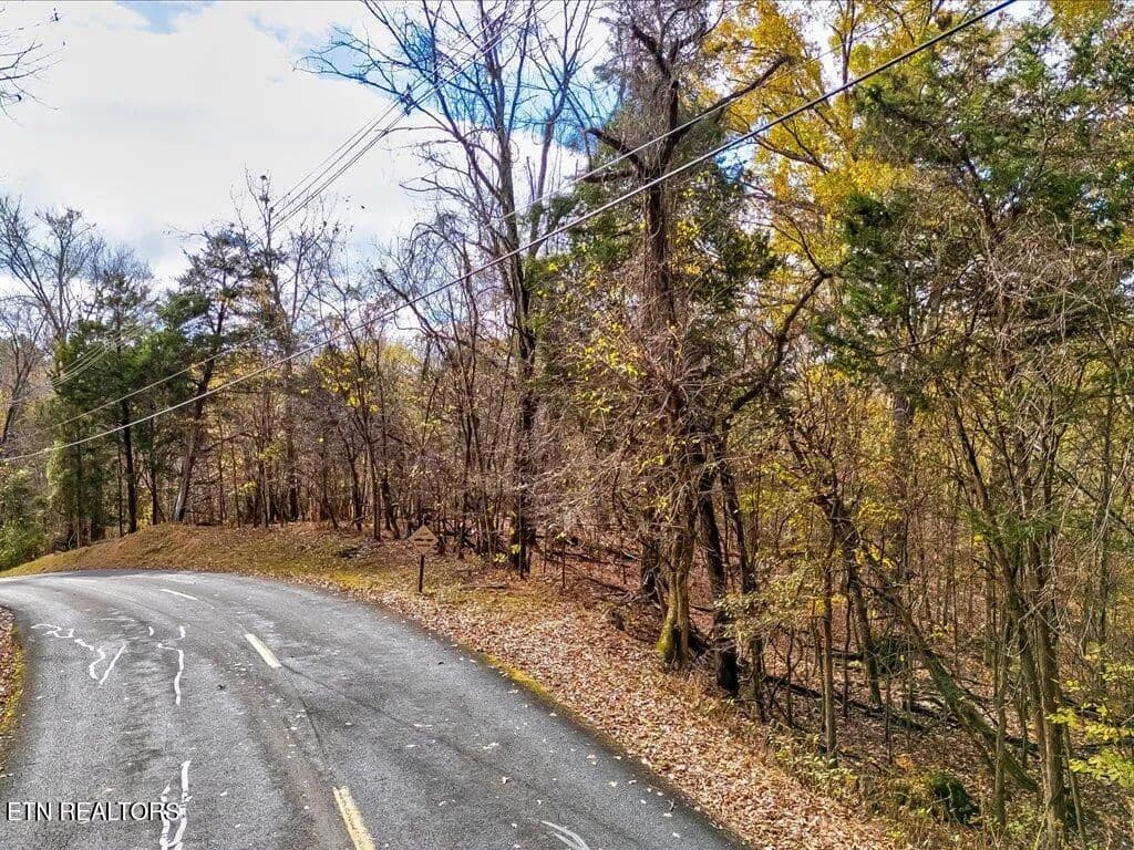 1.9 Acres of Land for Sale in Mooresburg, TN - Mooresburg, Tennessee, 37811