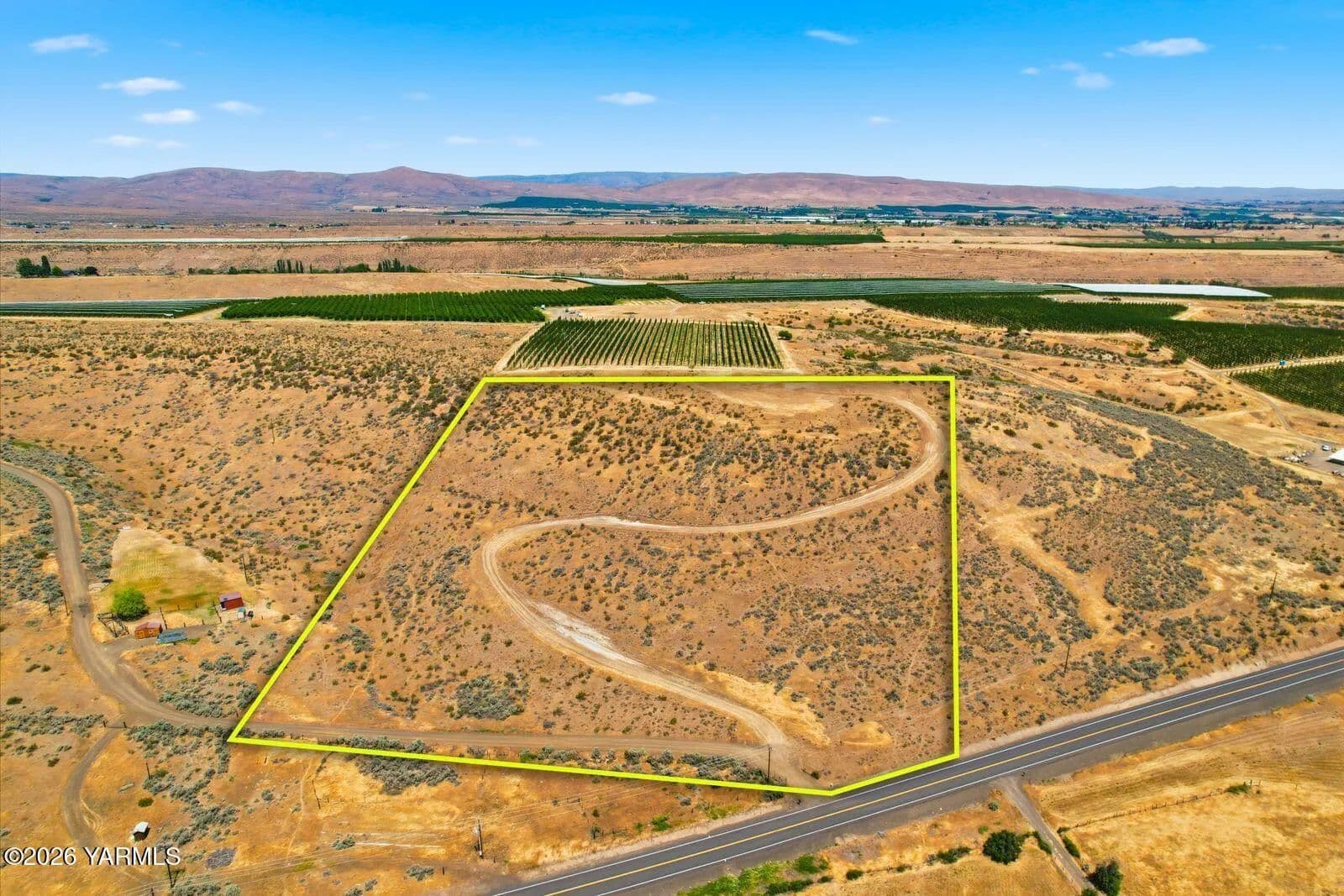 13.07 Acres of Land for Sale in Yakima, WA - Yakima, Washington, 98903