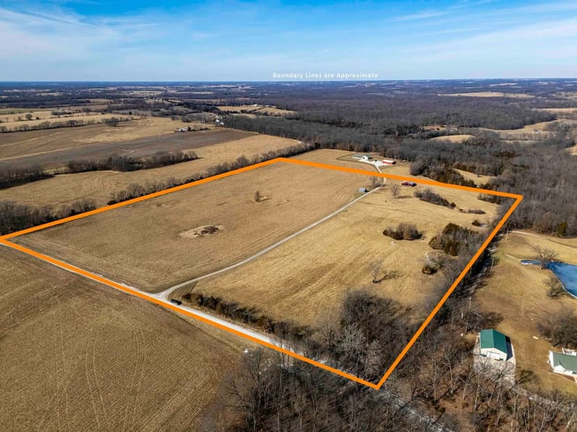 33.15±-Acre Farm with Outbuildings & Potential Build Sites - Lincoln County