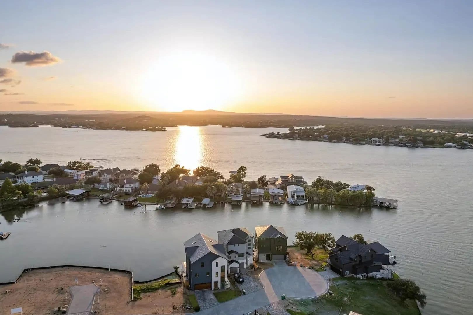 0.04 Acres of Land for Sale in Marble Falls, TX - Marble Falls, Texas, 78654