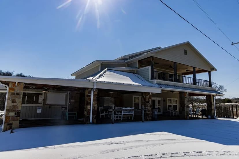 SALT CREEK INN- GRAHAM, TX