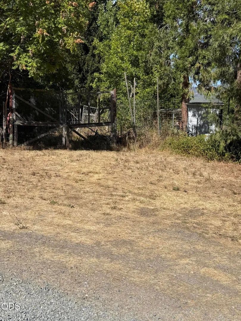 Lots & Land-Other in Phoenix - Phoenix, Oregon, 97535