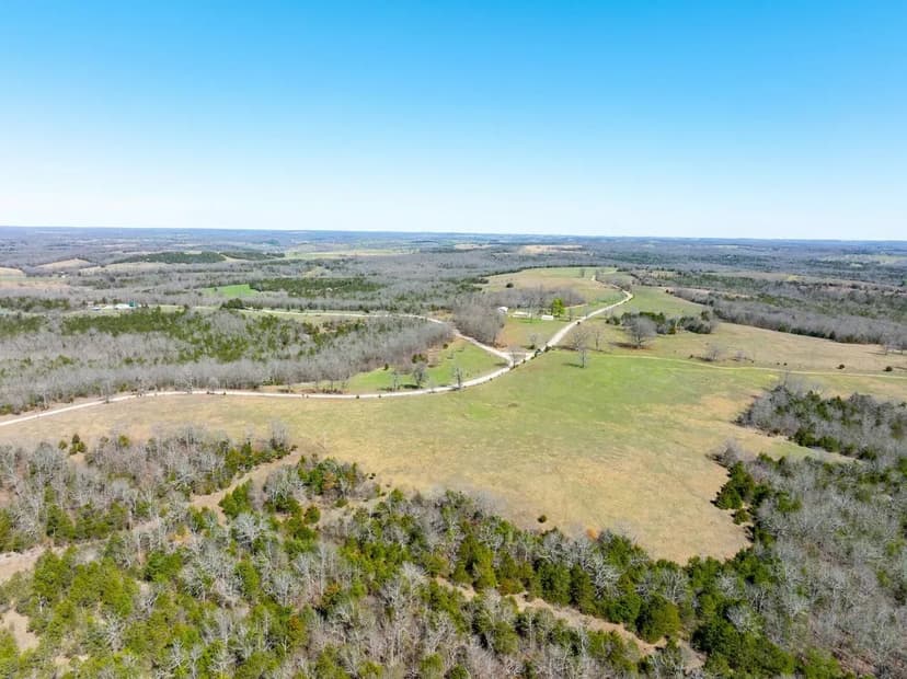934 +/- Acre Working Cattle Ranch in the Arkansas Ozarks, Henderson, AR, 72544