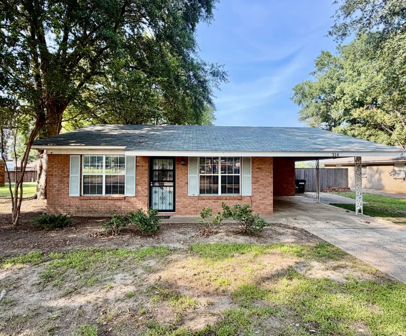 Home in Bolivar County at 314 Bolling Avenue in Cleveland, MS - Cleveland, Mississippi, 38732