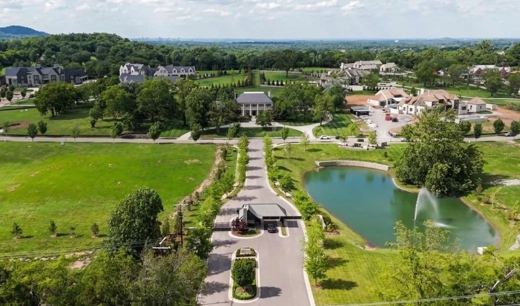 2.48 Acres of Land for Sale in Brentwood, TN - Brentwood, Tennessee, 37027