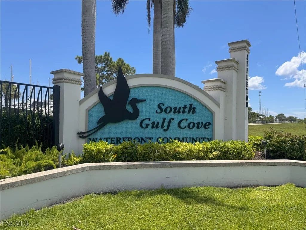 Vacant Land in Port Charlotte - Port Charlotte, Florida, 33981