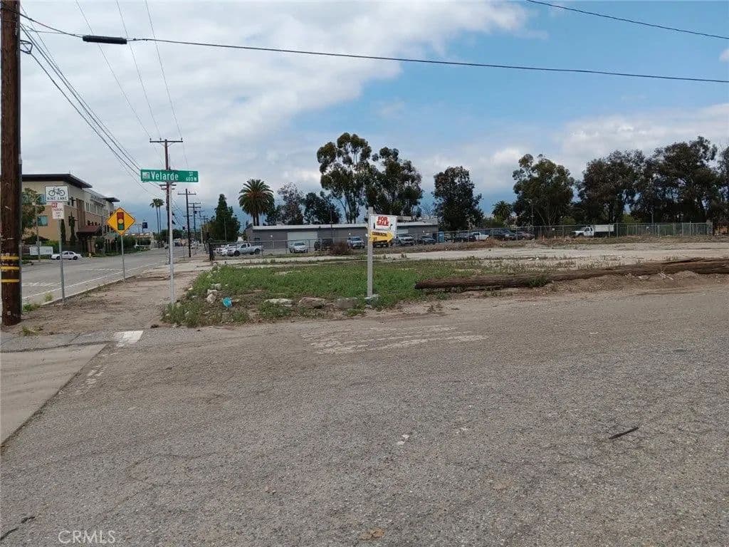 Lots & Land-Other in San Bernardino - San Bernardino, California, 92410