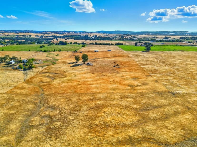 Vacant Land in Lincoln