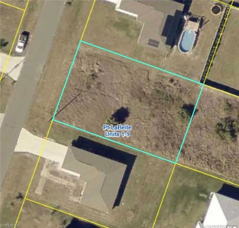 Property from 9042 Green CIR - KW - Labelle, Florida, 33935