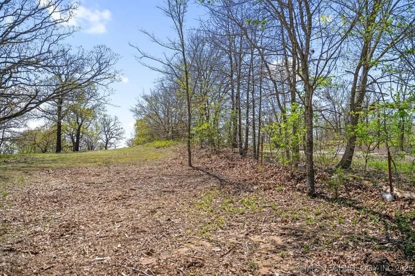 Property from 1 Hickory Bluff Road - KW