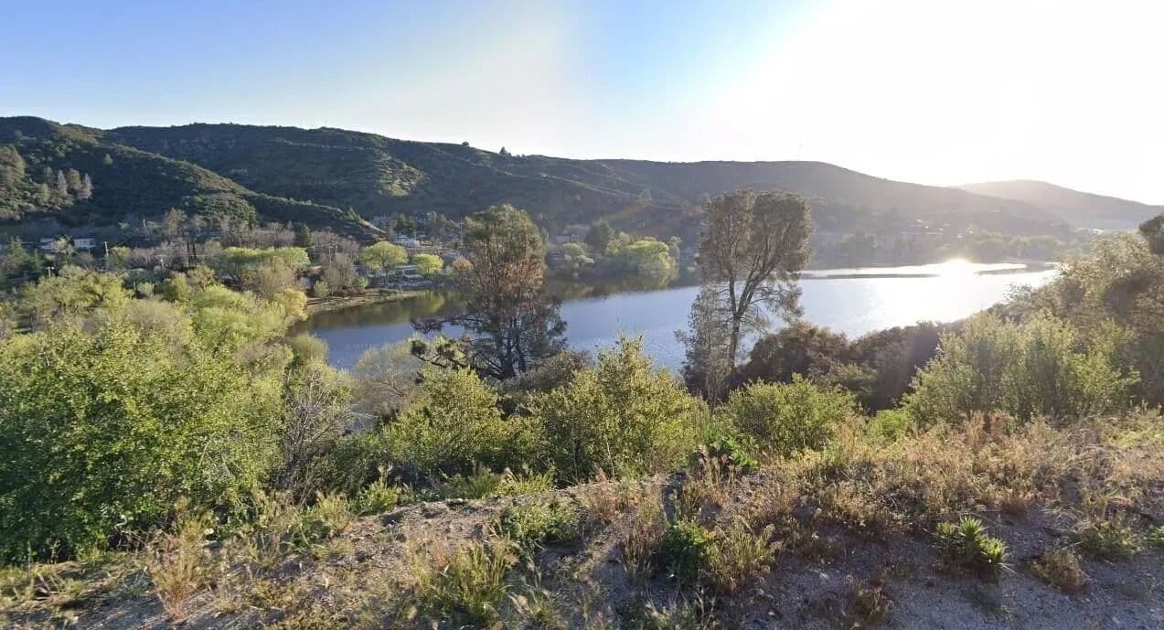 Lots & Land-Other in Lake Hughes - Lake Hughes, California, 93532