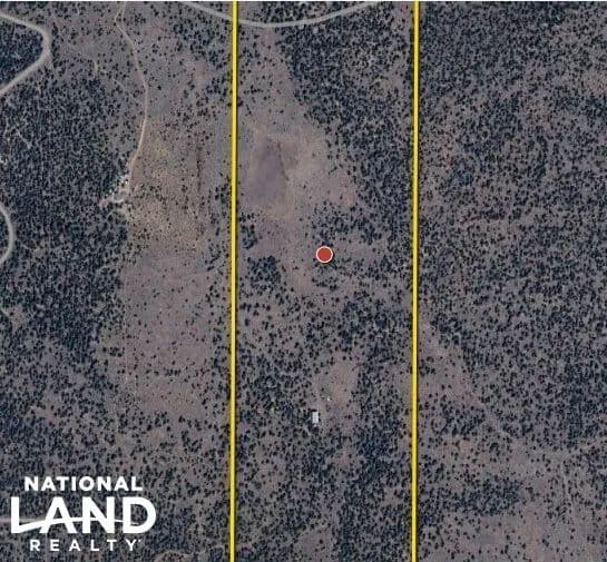 Fence Lake 161 Acres Hunting Property with Extra Large Barn