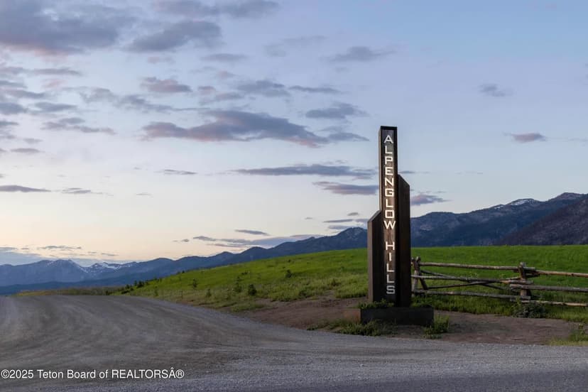 Property from LOT 3 YELLOW STAR Road - KW