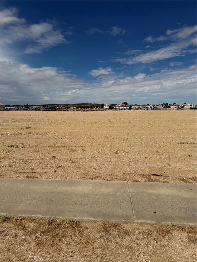 Vacant Land in Helendale - Helendale, California, 92342