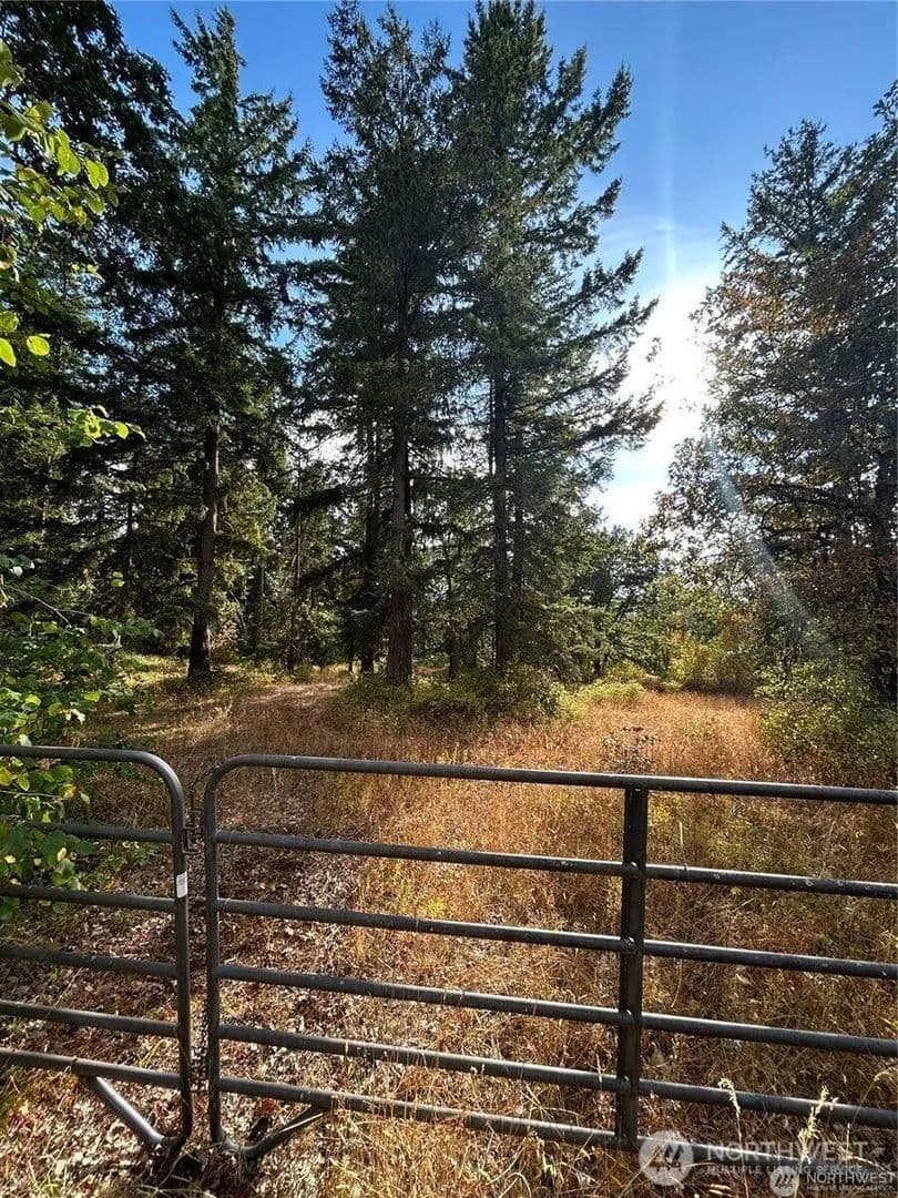 Lots & Land-Other in Rochester - Rochester, Washington, 98579