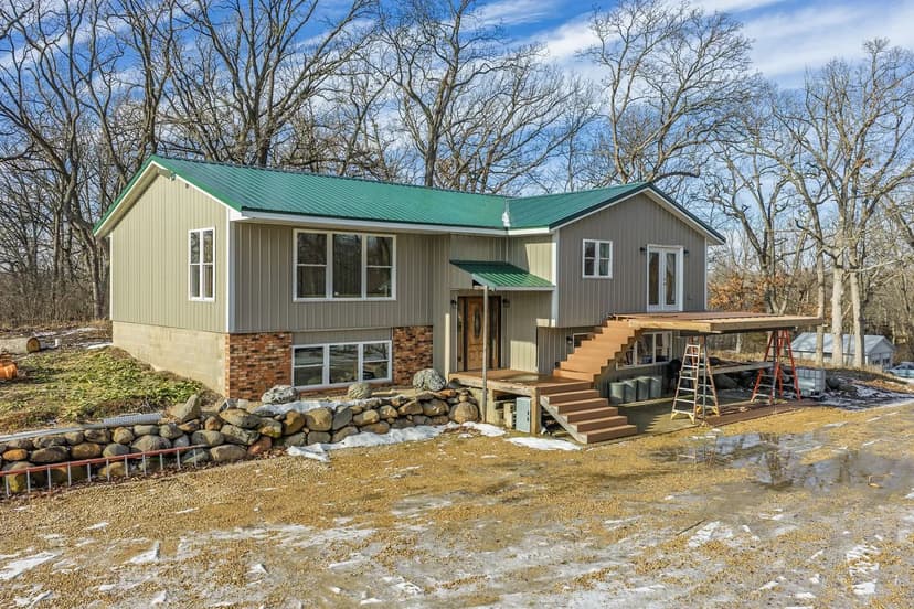 Secluded 40-Acre Property With Prime Hunting and Peaceful Country Living