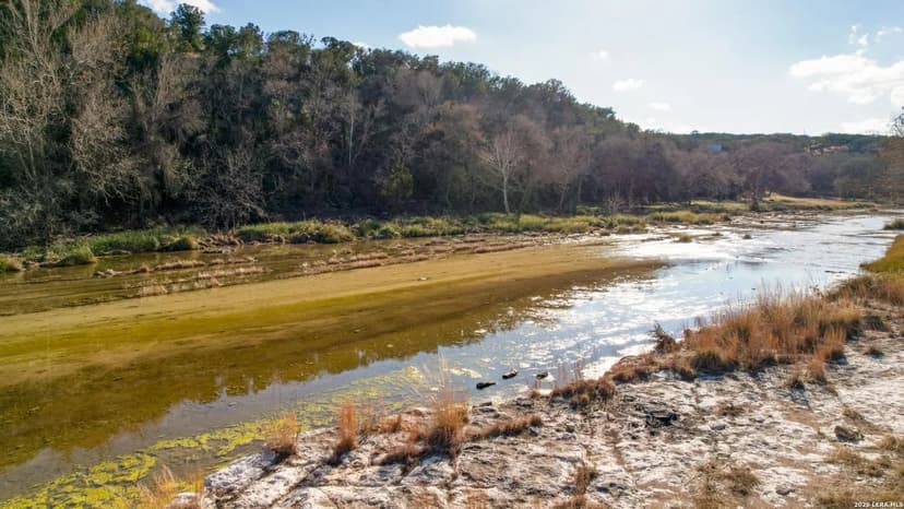 196 C Rock Bottom Road