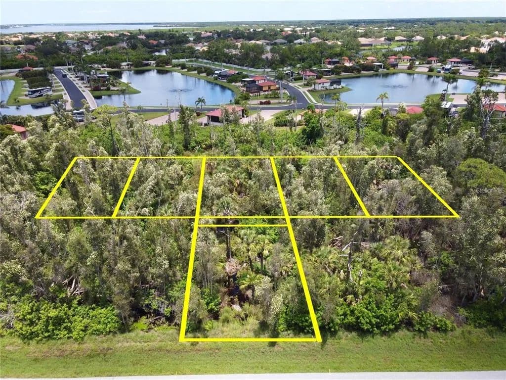 Vacant Land in Port Charlotte - Port Charlotte, Florida, 33953