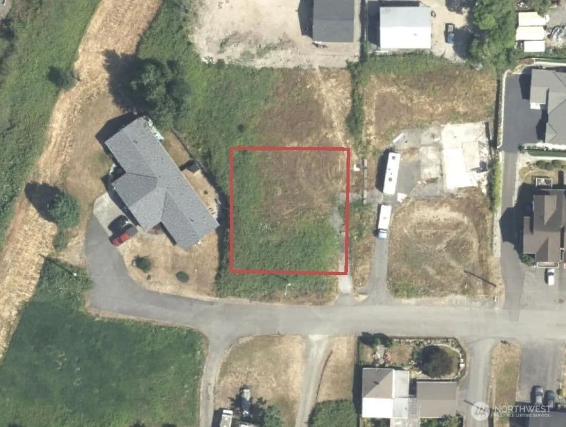0.19 Acres of Land for Sale in Milton, WA - Milton, Washington, 98354