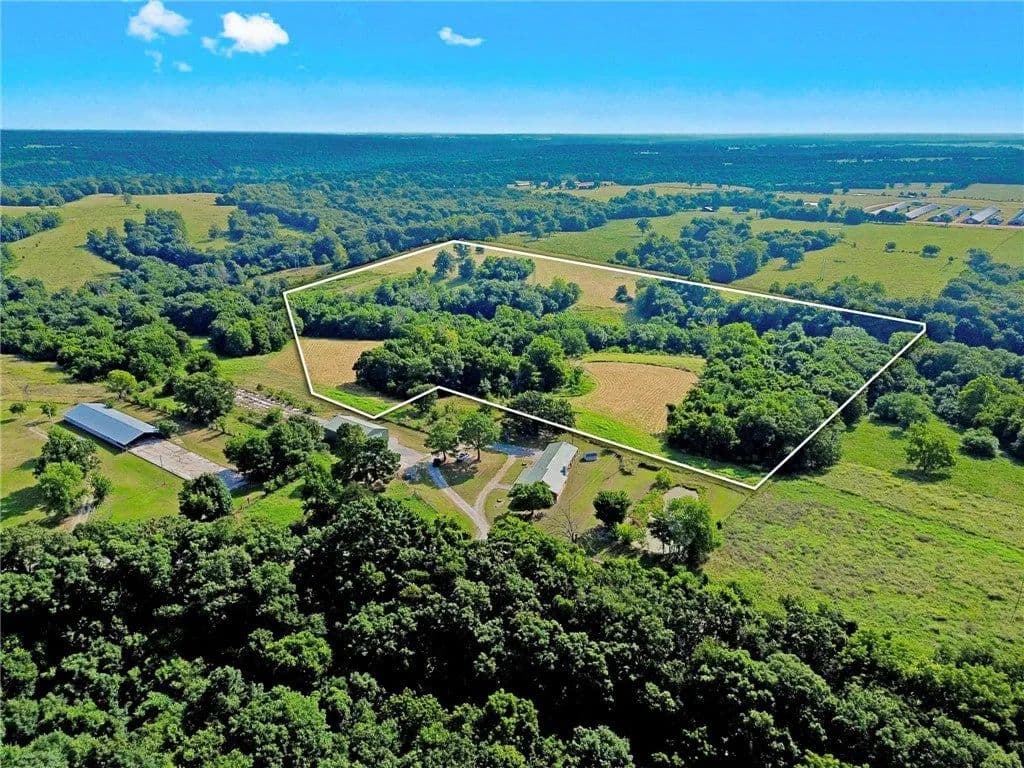 Lots & Land-Other in Decatur - Decatur, Arkansas, 72722