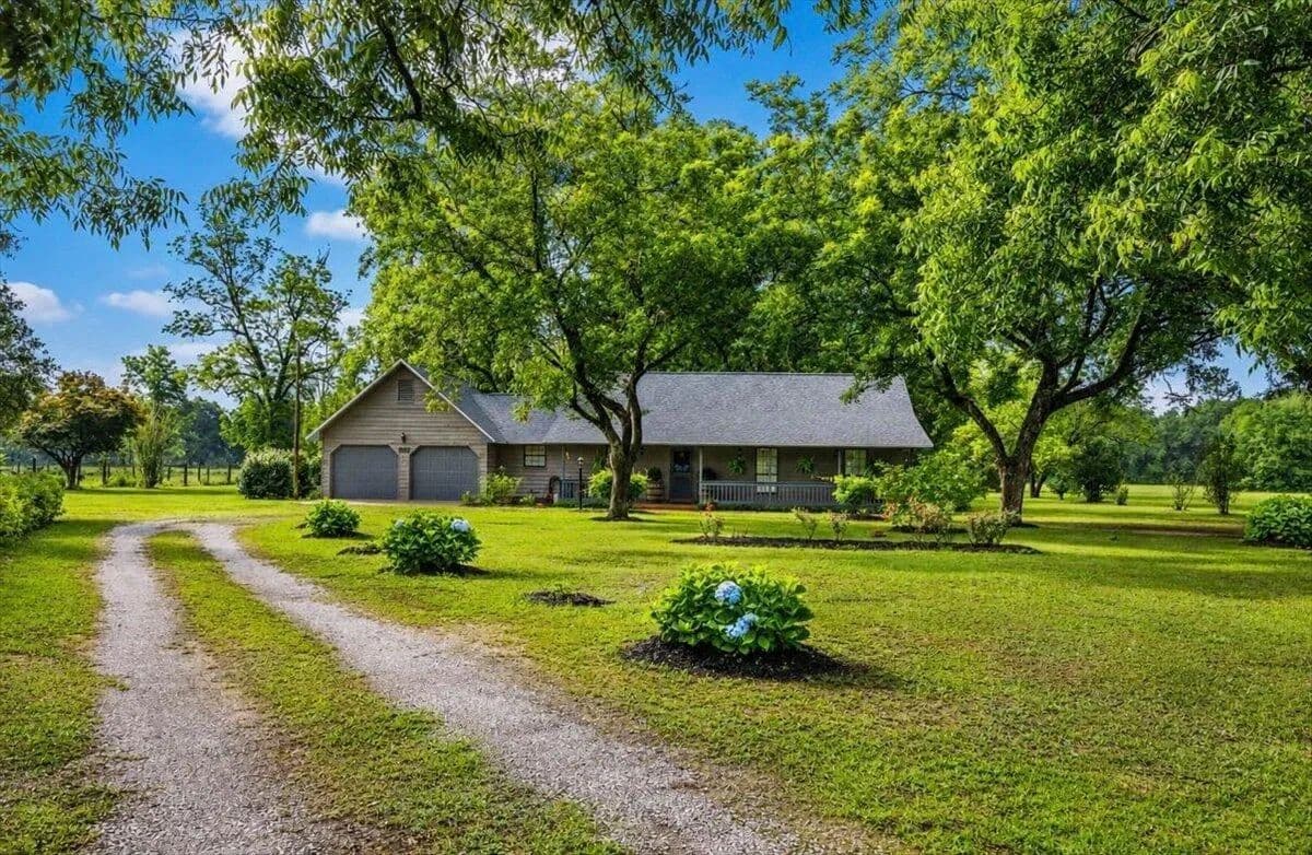 6.25 Acres of Land for Sale in Holt, FL - Holt, Florida, 32564