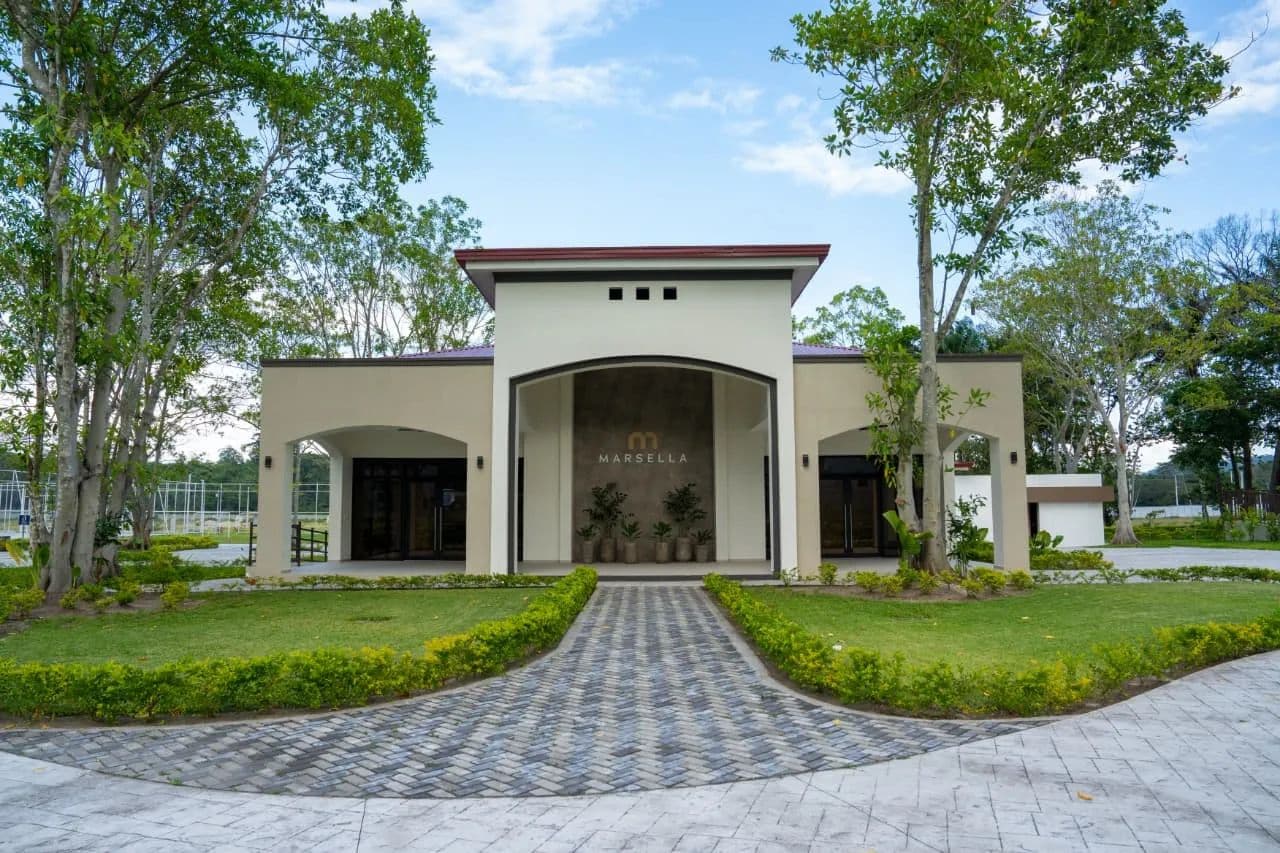 Lotes residenciales en Marsella: La mejor inversión para tu futuro. - land for sale