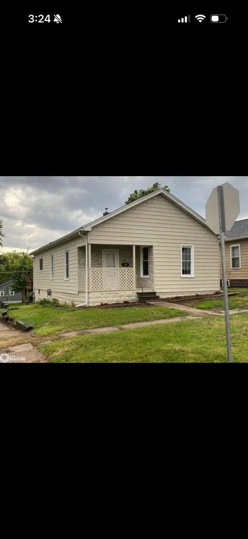 3102 Ave J Fort Madison, IA - Fort Madison, Iowa, 52627