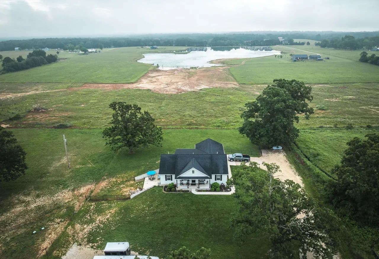 Cuba Countryside Retreat - Cuba, Missouri, 65453