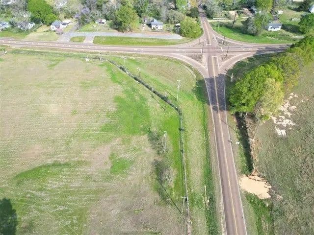 30 Acres for Sale with Public Sewer, Water and Natural Gas - Mccomb, Mississippi, 39648