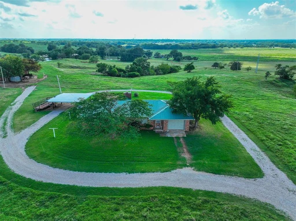 Cattle Ranch on 160 Acres in Maysville - Maysville, Oklahoma, 73057