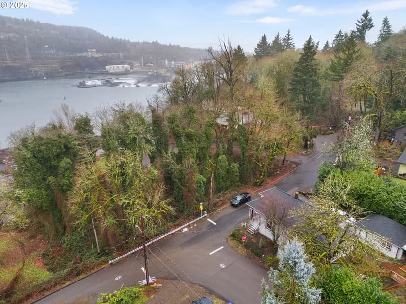 Property from 3RD AVE - KW