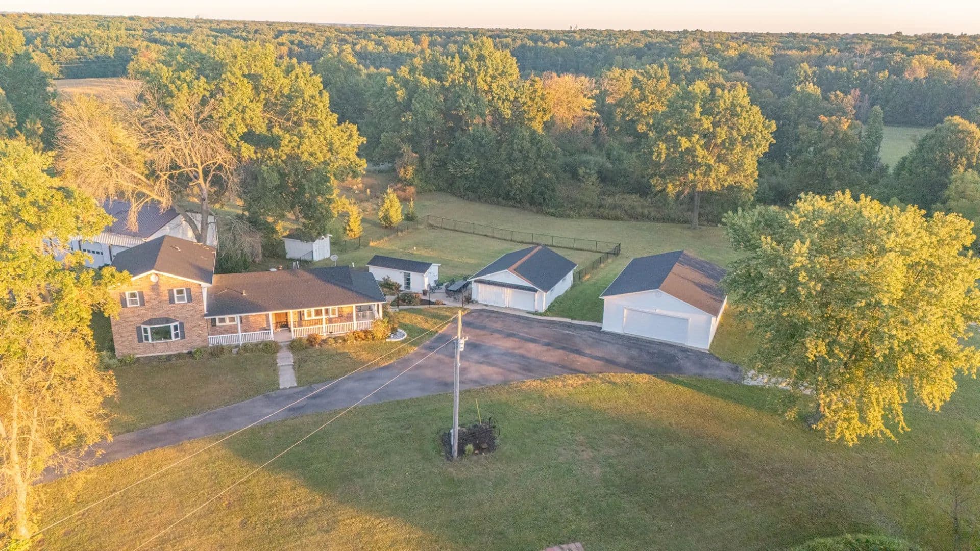 40±-Acre Retreat with Brick Home, Hunting, & Water Features – Audrain County - Mexico, Missouri, 65265
