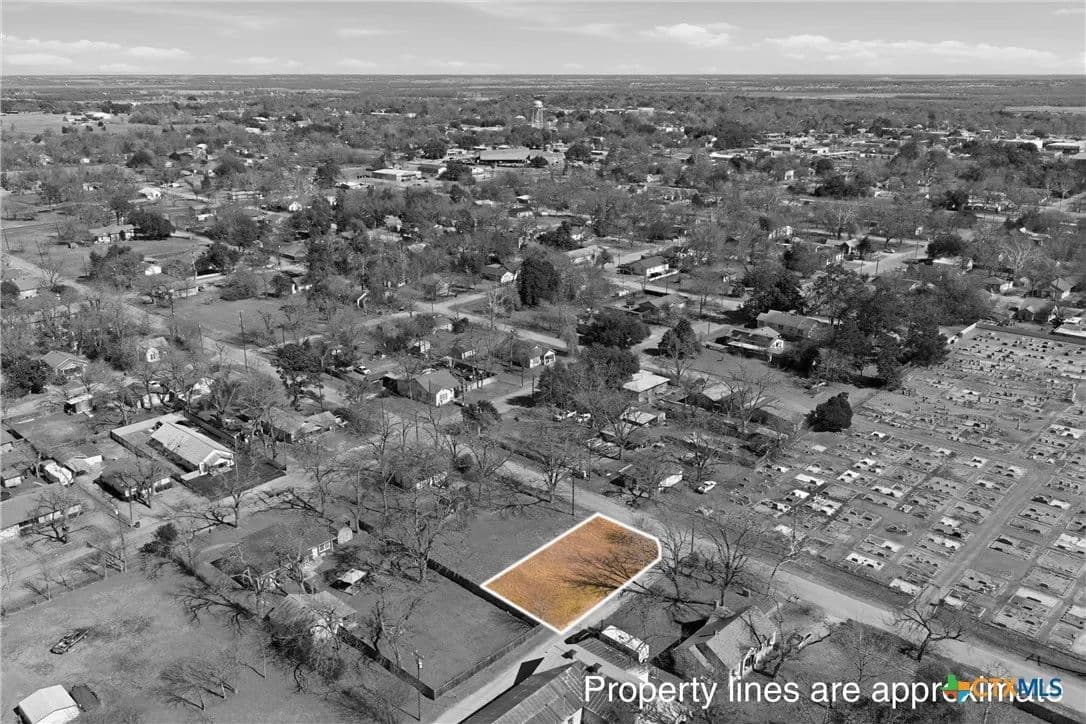 0.13 Acres of Land for Sale in Cameron, TX - Cameron, Texas, 76520