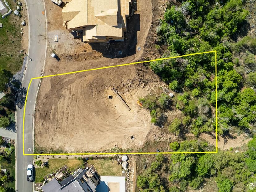 Property from 9472 S GRANITE TRAIL LN #391 - KW