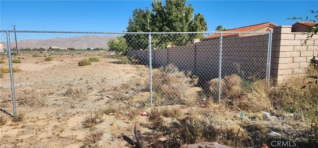 Lots & Land-Other in Apple Valley - Apple Valley, California, 92307