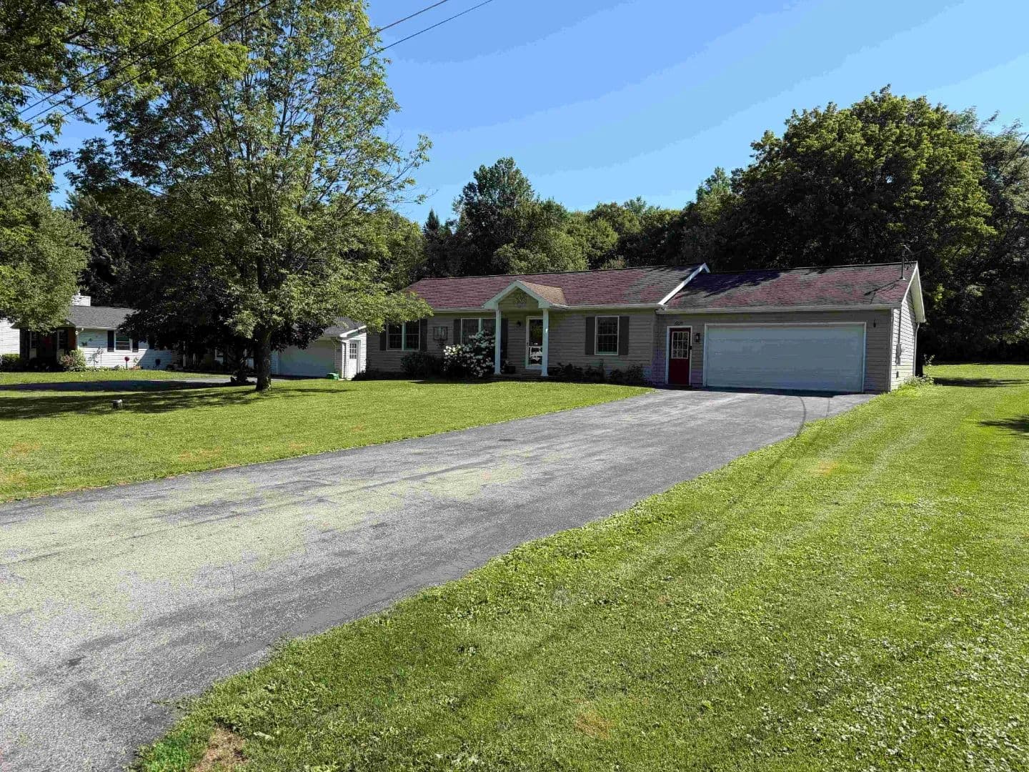 Ranch Home in South Wales NY 6678 Willow Terrance - South Wales, New York, 14139