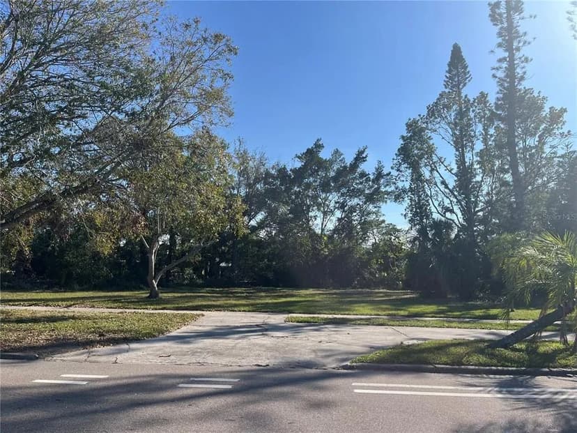 Vacant Land in Sarasota