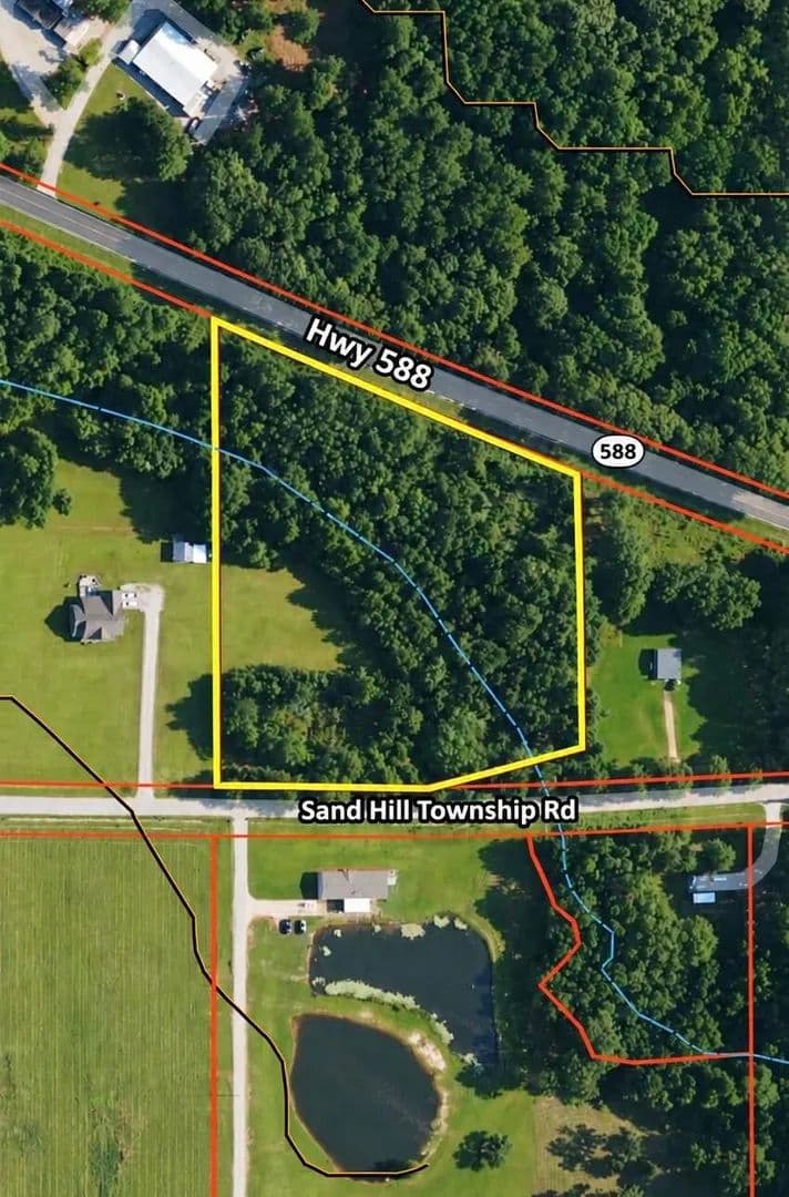 Lots & Land-Other in Ellisville - Ellisville, Mississippi, 39437